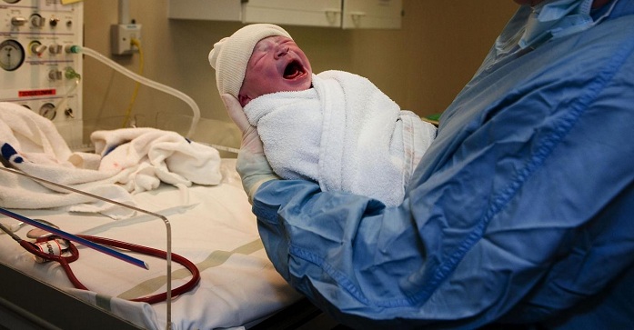 UK births to women born abroad reach record number